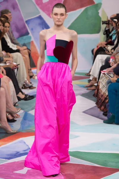 Look 11